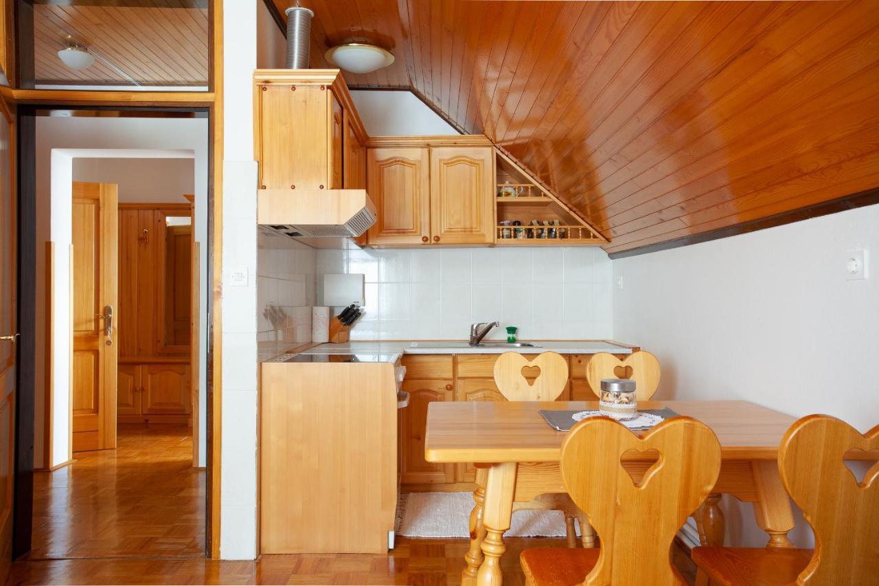 Farmstay&Glamping Visocnik Ljubno ภายนอก รูปภาพ