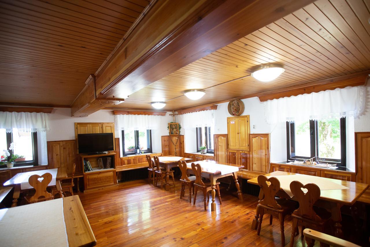 Farmstay&Glamping Visocnik Ljubno ภายนอก รูปภาพ